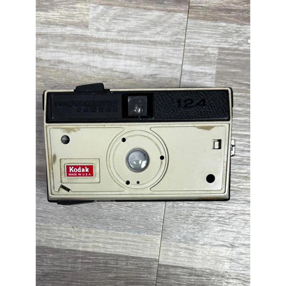 vintage kodak instamatic 124 camera beige black retro 126 film decor prop